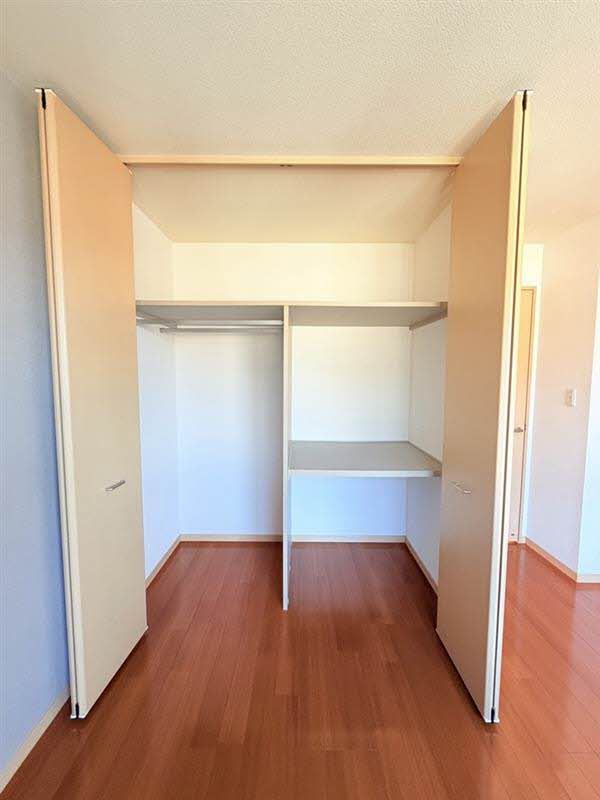 コンフォールⅡ C棟 C0202号-6