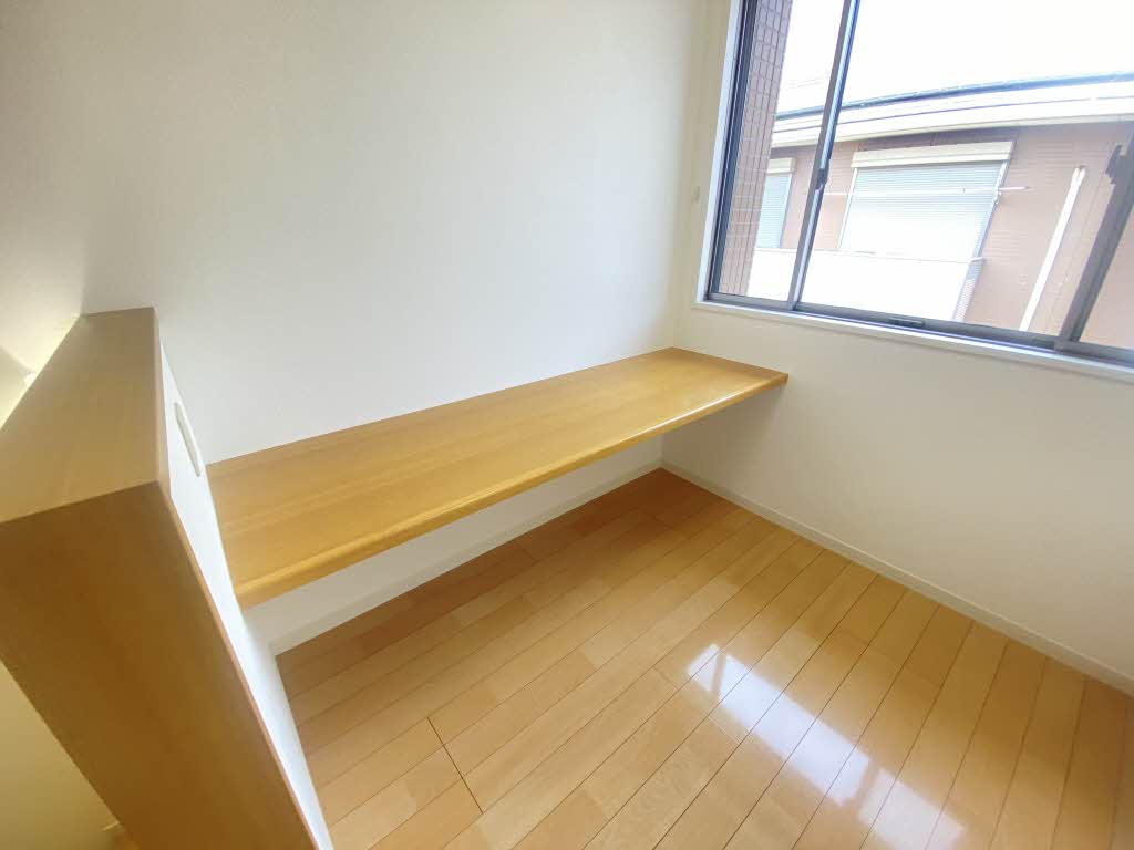 ディアス松縄 B棟 B0103号-6