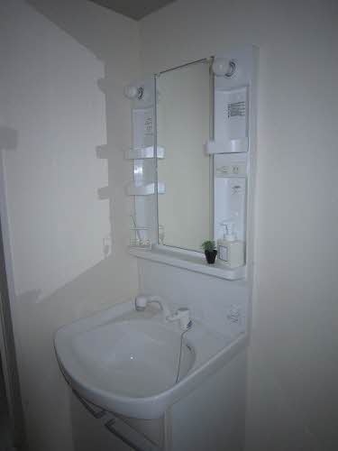 パインテイル　Ａ棟 A0201号-4