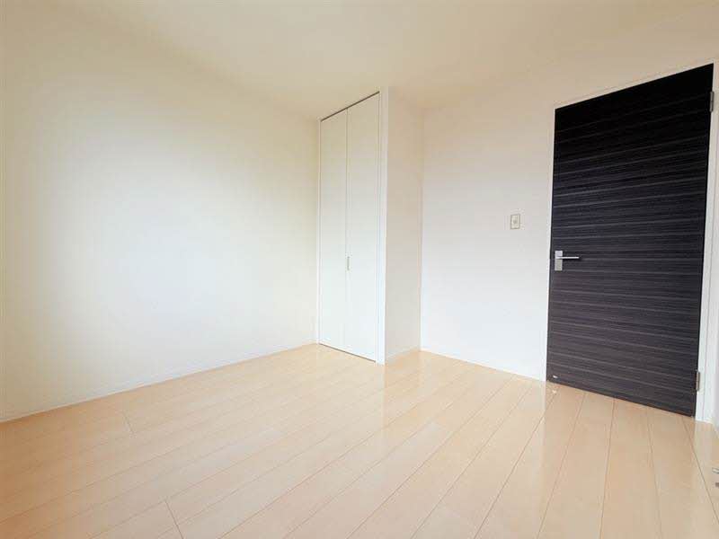 パインテイル D棟 D0202号-5