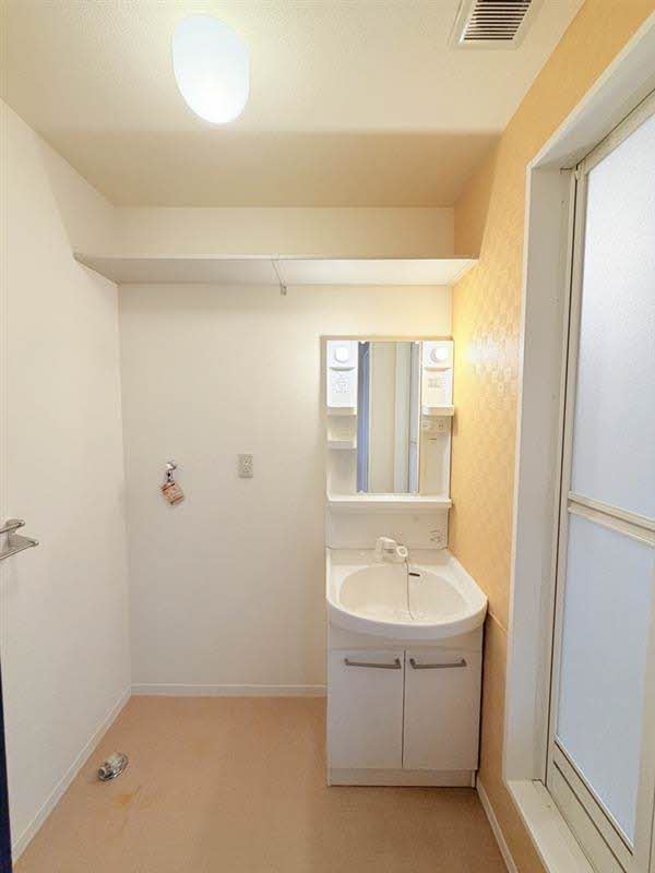 パインテイル D棟 D0202号-8