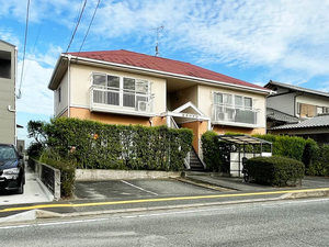 エルハイツ　＊＊