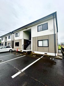 ストロベリーⅡ　Ｂ棟　＊＊ B0201号-1