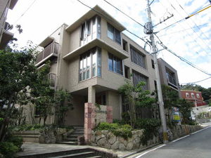 サングランデ桜坂　Ｂ棟　＊＊