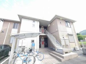 エクシードＯＧＵＲＡ　Ａ棟　＊