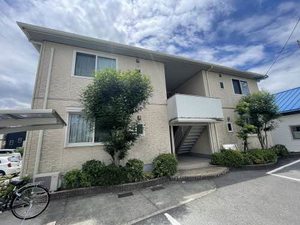 シャーメゾン吉野　＊＊