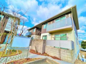 レフィナード　＊＊