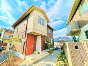 レフィナード　＊