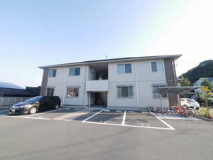 ドミール永犬丸　Ⅱ棟　＊＊