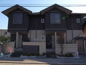 シャーメゾン華蔵　＊＊