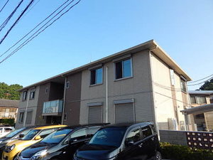 シャーメゾン泉台　＊＊