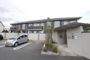 ガーデンズフォレナ　Ａ棟　＊＊