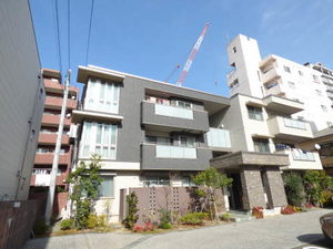 Ｒａｆｆｅｒｔａ西公園　＊＊