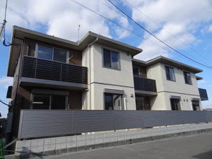 ヴィサージュⅢ　＊