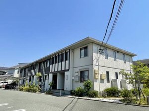 アルル　ガーデン　＊＊ A0104号-1