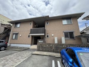 シャーメゾン日ノ出　＊＊