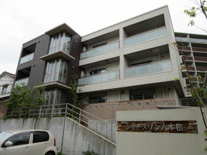 シャーメゾン六本松　＊＊ A0203号-1