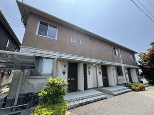 ＬＩＢＥＲＴＥ　ＨＩＬＬＳ　Ａ棟　＊