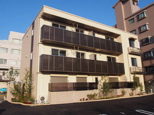 ＢＥＲＥＯ　かるかや　＊＊