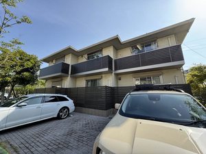 ヴィルヌーブ諏訪野　Ｂ棟　＊＊ B0101号-1