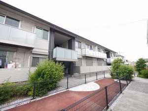 Ｅｌｅ－Ｇａｒｄｅｎ　Ｂ棟　＊