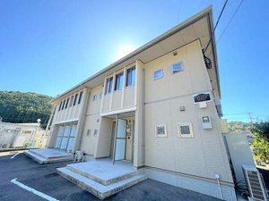 プレミアスリバイト　＊＊