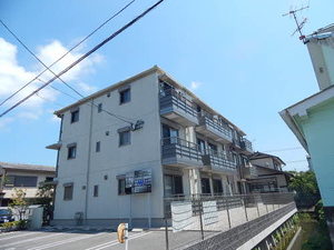 シャーメゾン・アムール　＊＊