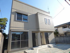 シャーメゾン中の小路　＊＊