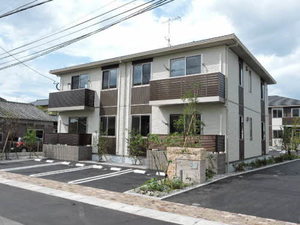 シャーメゾン・ガーデンズ　Ｓ棟　＊