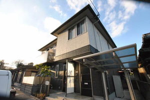 ヴィラコートレガーロ　＊＊