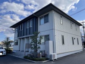 シャーメゾン・レフィアント　Ｂ棟　＊＊