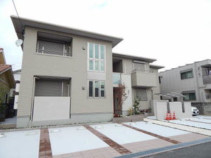 ピースコート　＊＊