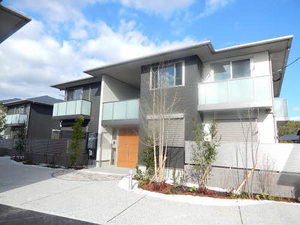 グリーントリニティー　Ｂ棟　＊