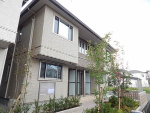 シャーメゾンタウン筑紫　＊＊