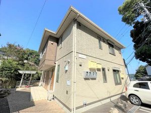 シャーメゾン石坂　＊