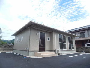 シャーメゾン・イーグル　Ｃ棟　＊＊