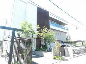 アネーロ春日　＊