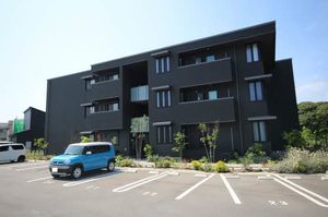 ＳｈａＭａｉｓｏｎ　ＹＡＳＵＮＩＳＨＩ　＊ A0302号-1