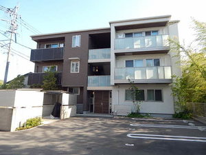 ヴィラ　ウィステリア田上　＊