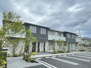 シャーメゾン八幡　＊