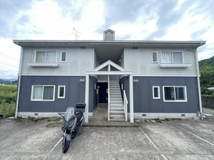 勝屋ハイツ　Ａ棟　＊＊