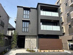 エトルシャンスⅢ　＊＊