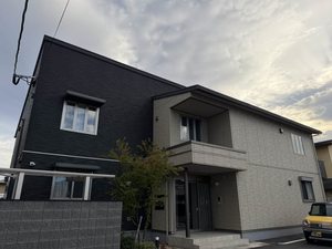 シャーメゾン三川＊＊