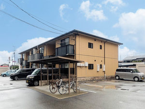 ニュー・デパーチャー　＊＊