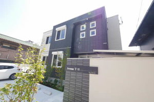 Ａｖｅｎｕｅ　Ｔ・Ｈ　＊＊