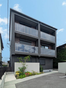 シャーメゾンＡＶＡ　＊＊ A0302号-1