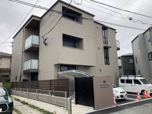 シャーメゾンつつみ　＊＊