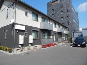 シャーメゾン牧山　＊＊