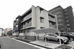 シャーメゾン吉塚２１１　＊＊ A0302号-1