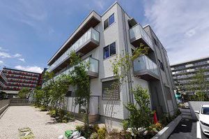 シャーメゾンステージ千代ヶ崎　＊＊